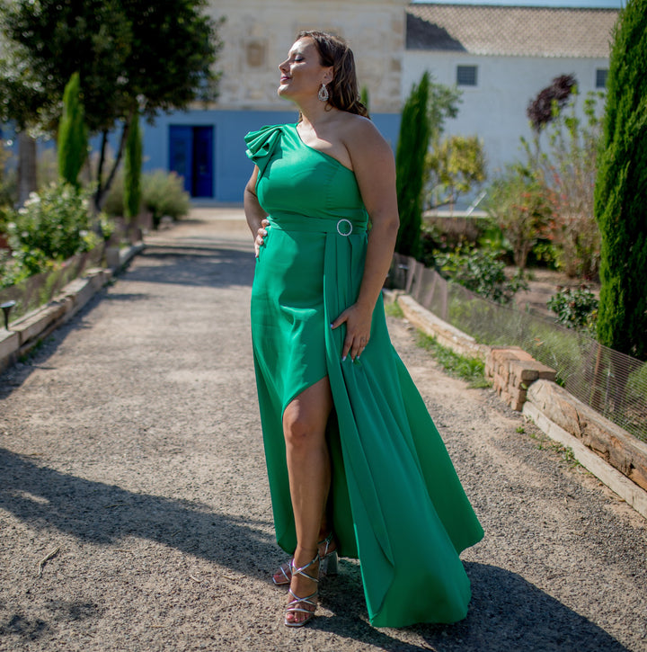 VESTIDO LARGO ASIMÉTRICO VERDE