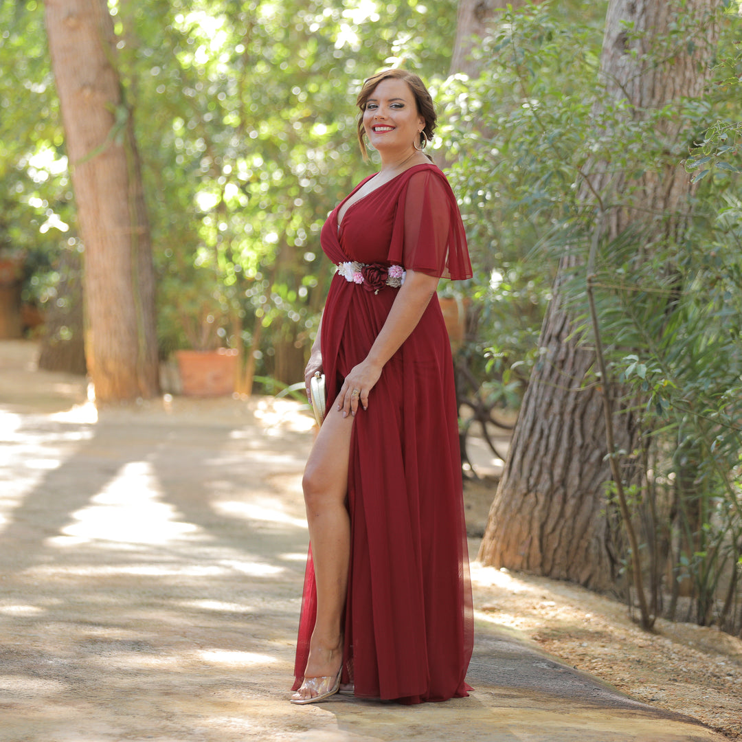 VESTIDO LONGO LISO COM MANGAS CAPA DE GAZE