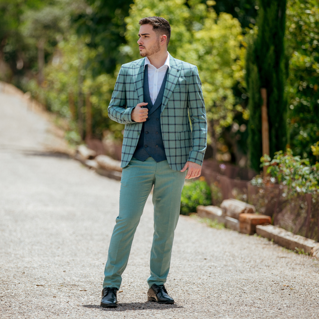 TRAJE COMPLETO CUADROS AGUAMARINA