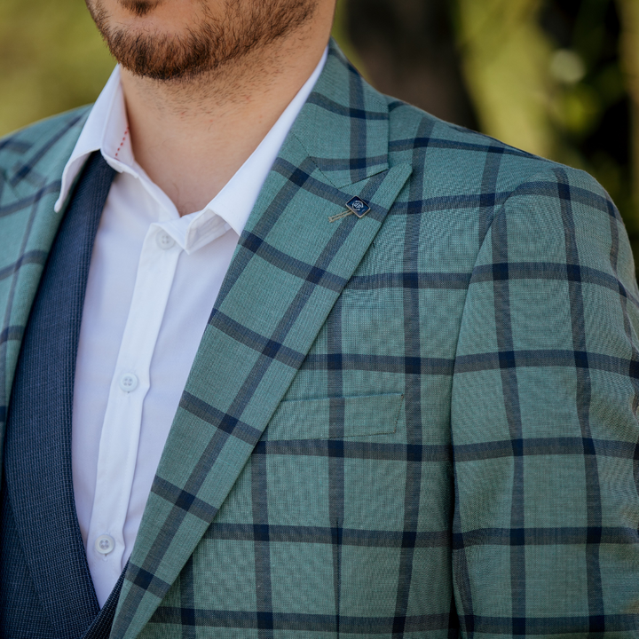TRAJE COMPLETO CUADROS AGUAMARINA