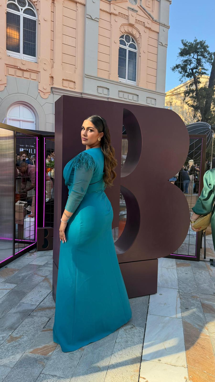 Vestido Iris Plumas